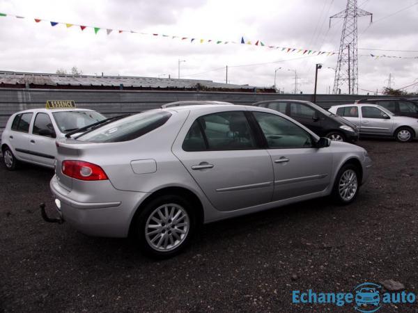 Renault Laguna II Phase 2 (BG) 1.9 dCi 130cv - En bon étét