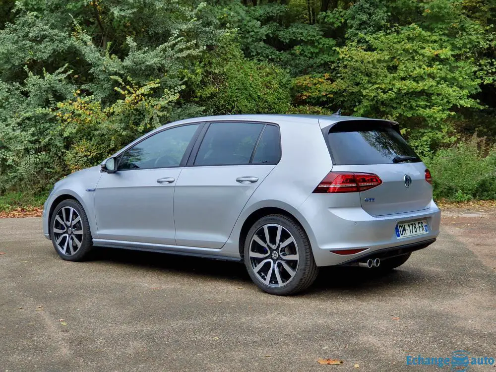 Volkswagen Golf 7 GTE / Échange possible