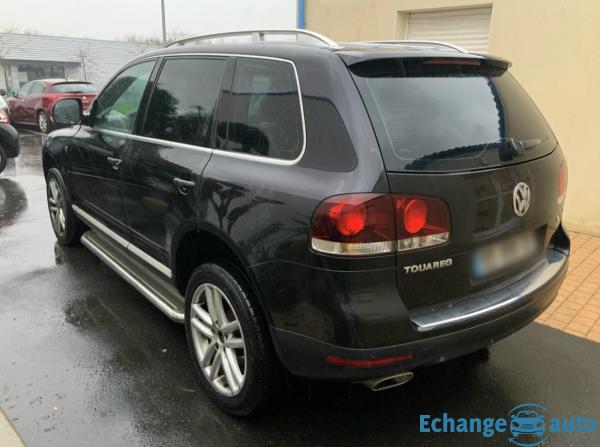 Volkswagen Touareg 3.0L TDI V6 TIPTRONIC 240CV CARAT