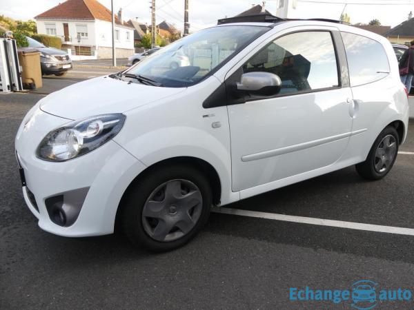 Renault Twingo II 1.2 16V 75 ch NIGHT AND DAY + TO