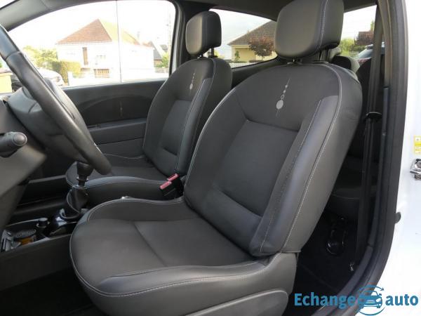 Renault Twingo II 1.2 16V 75 ch NIGHT AND DAY + TO