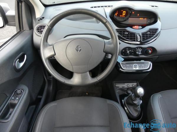 Renault Twingo II 1.2 16V 75 ch NIGHT AND DAY + TO