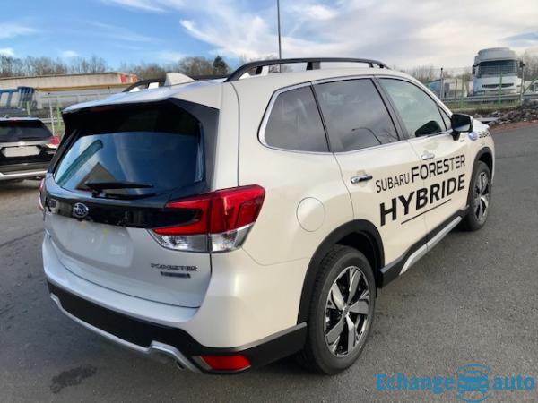 Subaru Forester 2.0 E-BOXER 167 LUXURY LINEAR TRONIC