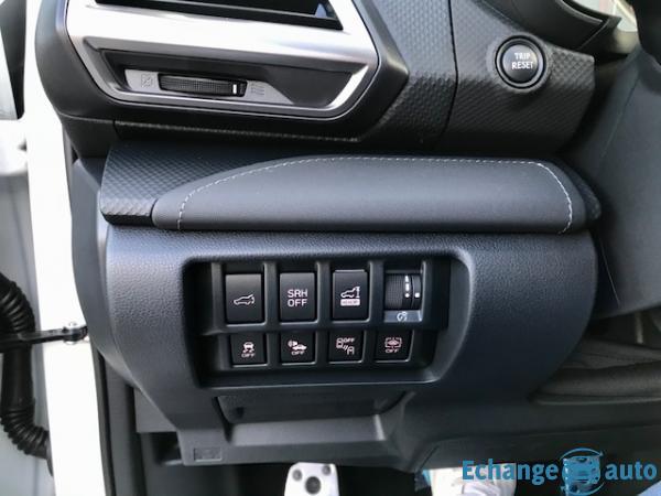 Subaru Forester 2.0 E-BOXER 167 LUXURY LINEAR TRONIC
