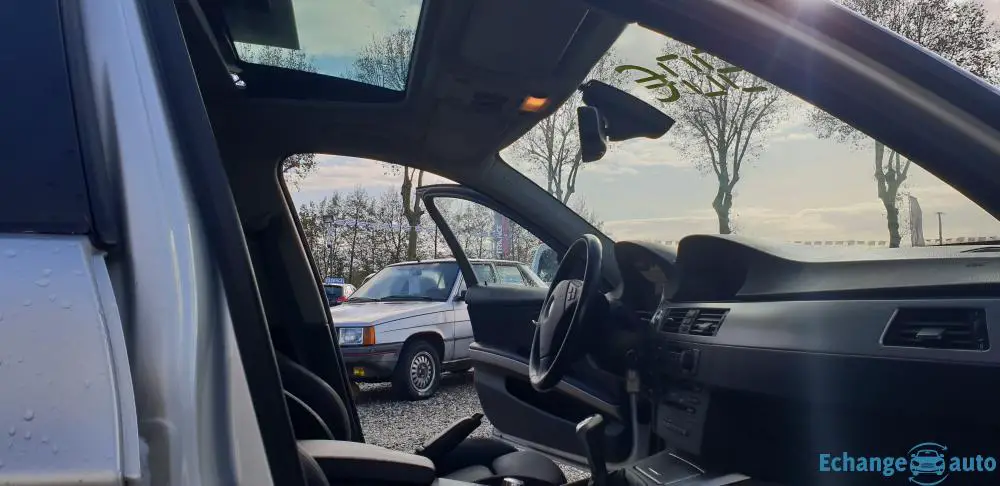 BMW 320d pack sport BVM6 année 2006 194000 km