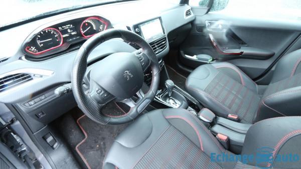 Peugeot 2008 1.2 PURE TECH GTLINE EAT 6