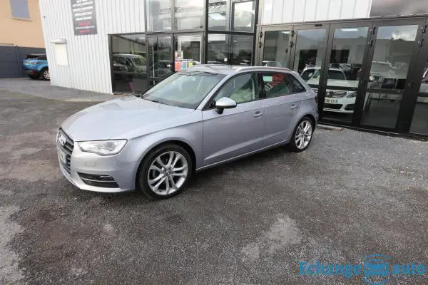 Audi A3 sportback 2.0TDI 150 AMBIENTE S tronic