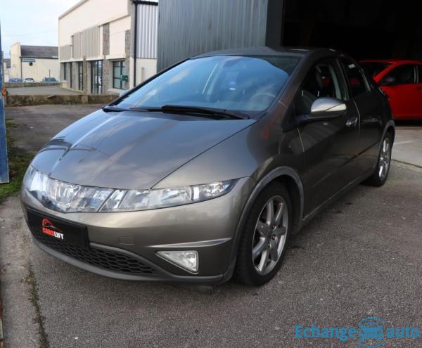 Honda Civic 2.2 140 EXECUTIVE - GARANTIE 6 MOIS