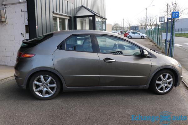 Honda Civic 2.2 140 EXECUTIVE - GARANTIE 6 MOIS