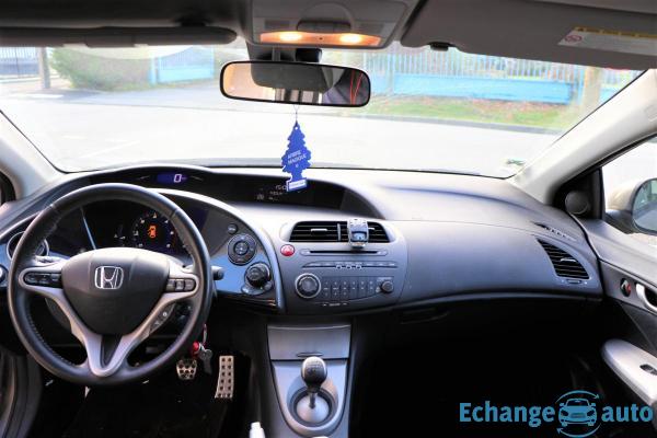 Honda Civic 2.2 140 EXECUTIVE - GARANTIE 6 MOIS