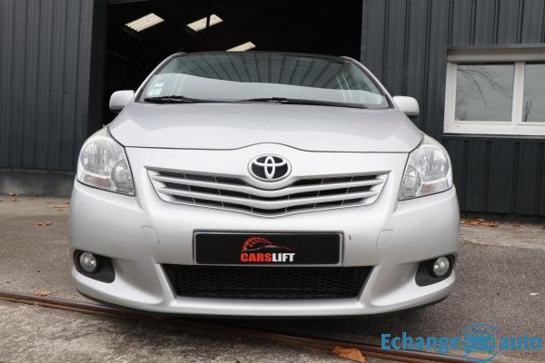 Toyota Verso D-4D 2.0 126 GARANTIE 6 MOIS