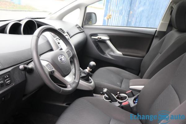 Toyota Verso D-4D 2.0 126 GARANTIE 6 MOIS