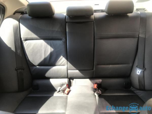 BMW Série 3 E90 Berline 320d DPF 177cv Pack Luxe