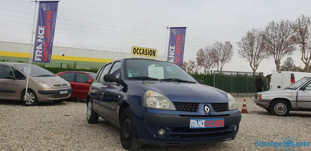 Renault Clio 1.5 dCi 70 an 2003 200000km