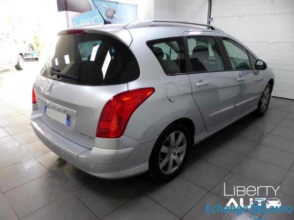 PEUGEOT 308 SW 2.0 HDi 136 ch  Premium A / 7 PLACES 