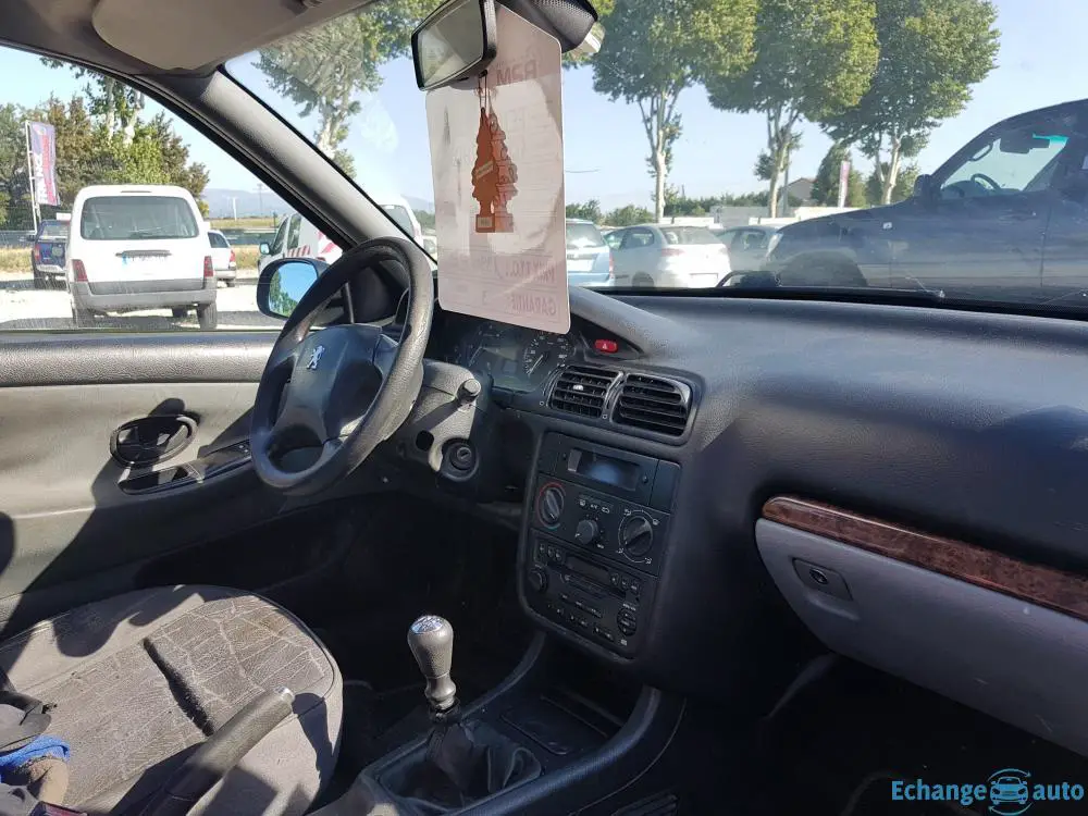 Peugeot 406 2.0 hdi 110 année 2002 297000 km