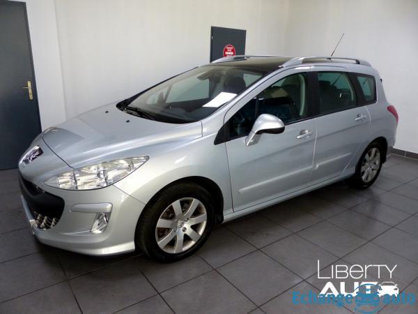 PEUGEOT 308 SW 2.0 HDi 136 ch  Premium A / 7 PLACES 