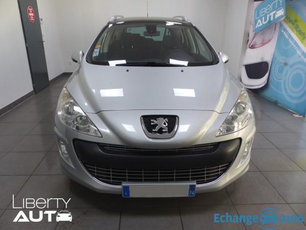 PEUGEOT 308 SW 2.0 HDi 136 ch  Premium A / 7 PLACES 