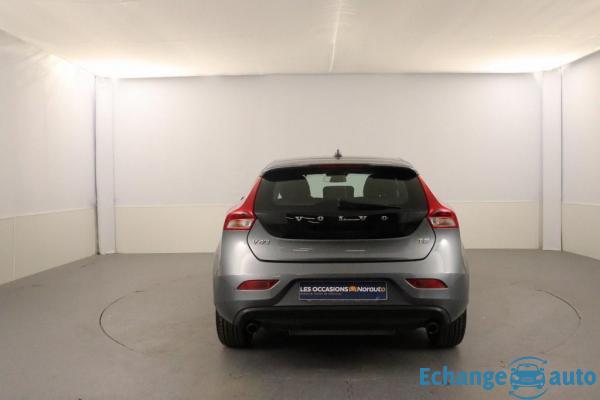 Volvo V40 T2 120 Momentum