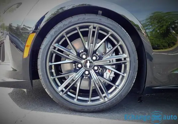 Chevrolet Camaro Zl1 convertible v8 6.2 l supercharged bva10 650hp