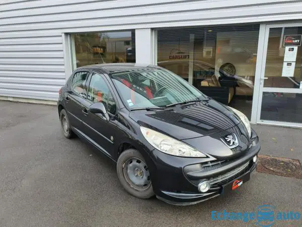 Peugeot 207 1.6 HDI 90 EDITION 64