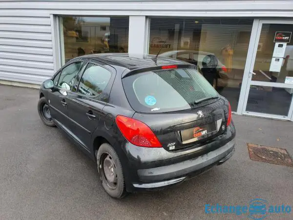 Peugeot 207 1.6 HDI 90 EDITION 64