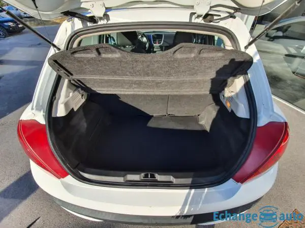 Peugeot 207 1.4 HDI 70