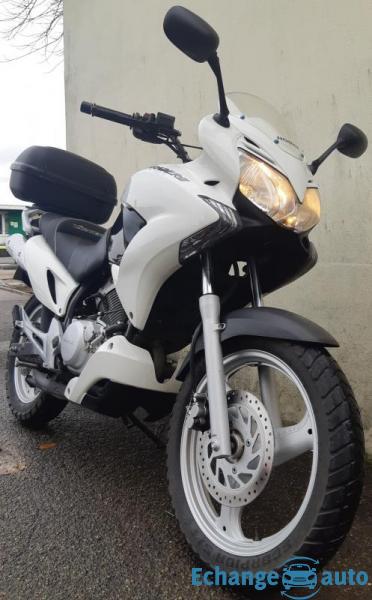 Honda Varadero 125 - Honda 125 - 125 Varadero 2010