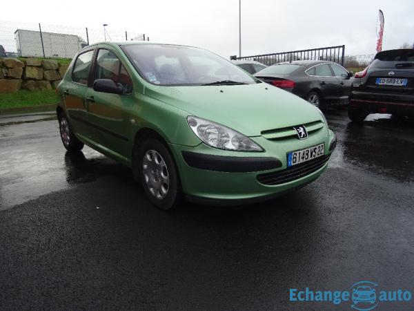 PEUGEOT 307 1.6i 16V XR Présence