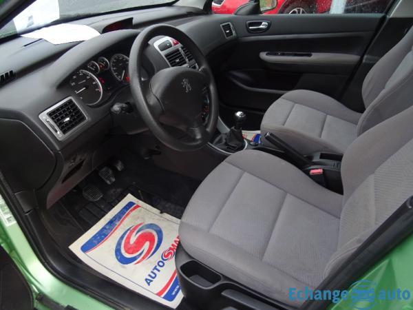 PEUGEOT 307 1.6i 16V XR Présence