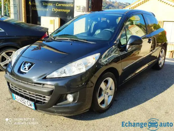 PEUGEOT 207 1.6 HDi 110ch Féline 