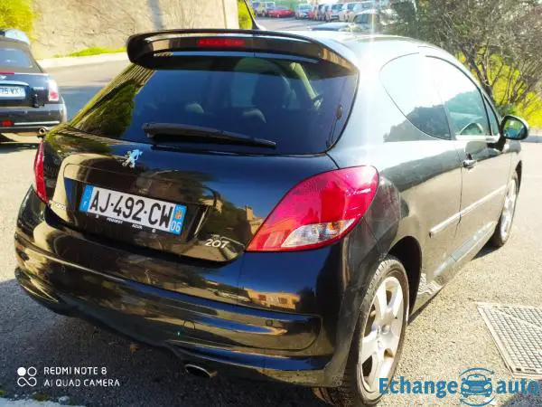 PEUGEOT 207 1.6 HDi 110ch Féline 