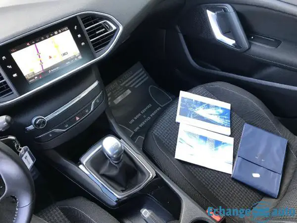 PEUGEOT 308 BUSINESS PureTech 130ch+GPS+2018+24MKM
