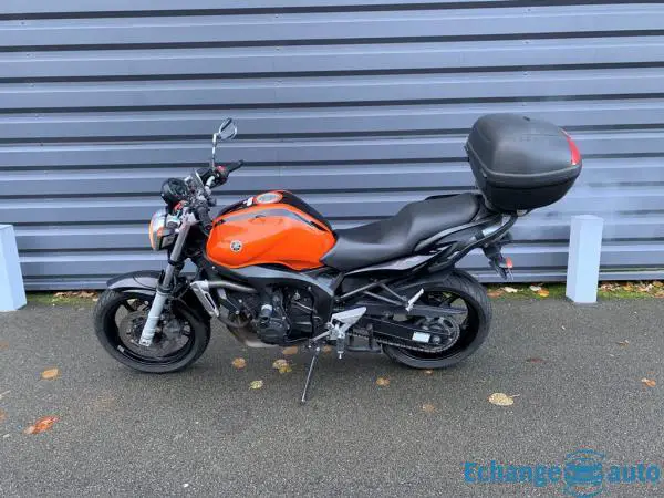 Yamaha FZ6 N - FZ6N - FAZER 600 - FZ6 FAZER 600