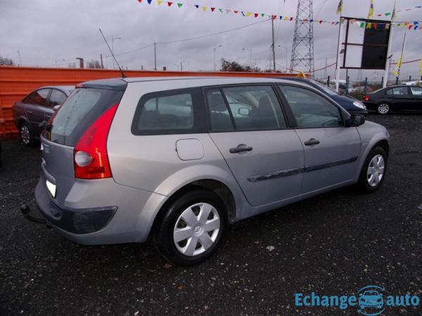 Renault Mégane II Break 1.4 i - En bon état