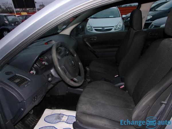 Renault Mégane II Break 1.4 i - En bon état