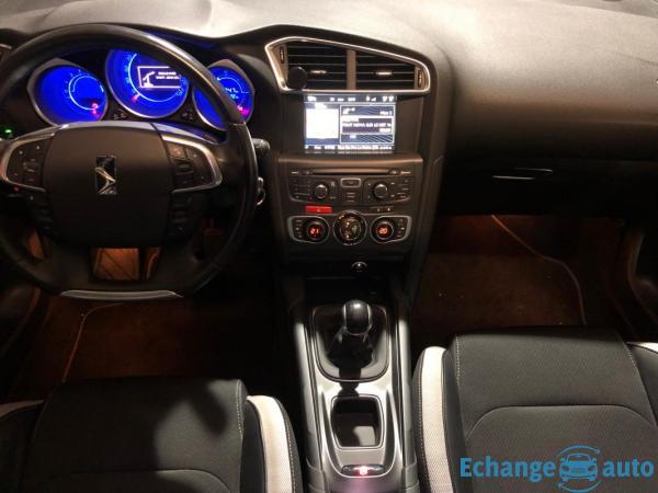 Citroën DS4 URBAN SHOW 1.2 PURETECH 130