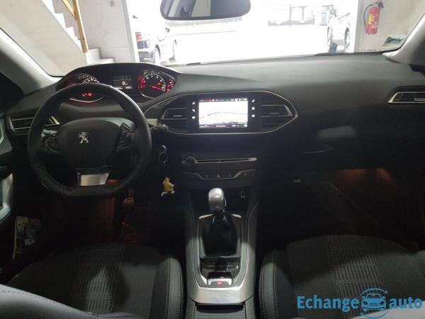 Peugeot 308 1.2 PURETECH 130 ALLURE