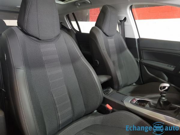 Peugeot 308 1.2 PURETECH 130 ALLURE