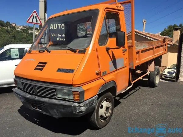 RENAULT B70 camion benne