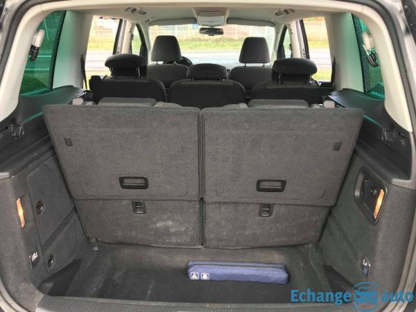 VOLKSWAGEN SHARAN 2.0 TDI 140 Confortline DSG6 7PL