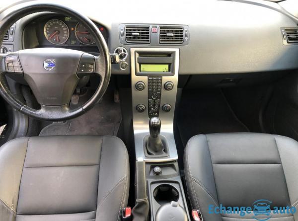 Volvo S40 1.6L 110CV MOMENTUM GARANTIE 6 MOIS