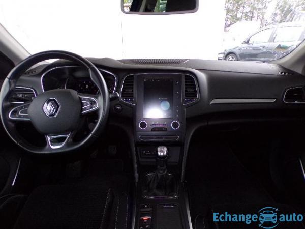 Renault Mégane IV BERLINE TCe 130 Energy Akaju