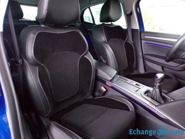 Renault Mégane IV BERLINE TCe 130 Energy Akaju