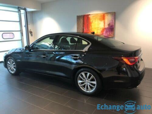 Infiniti Q50 Hybrid Business Executive