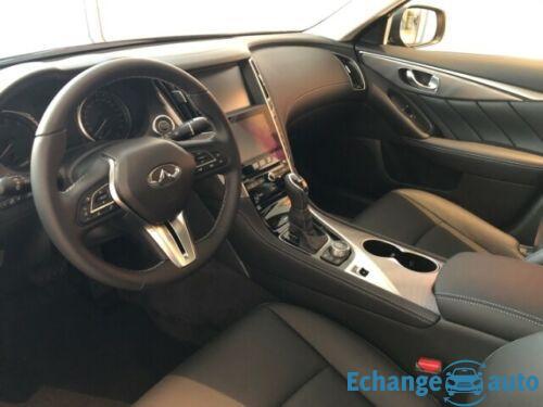 Infiniti Q50 Hybrid Business Executive