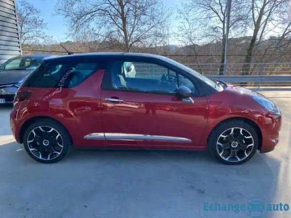Citroën DS3 1.2I PURETECH 12V - 110 BVA CONNECTED CHIC