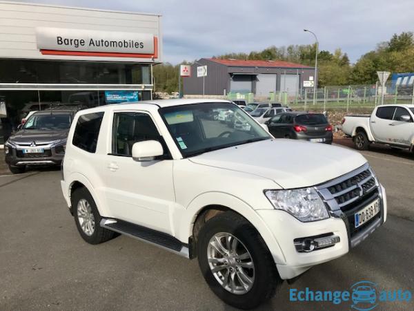 Mitsubishi Pajero III (2) 3.2 DI-D 200 INTENSE 3P EURO5