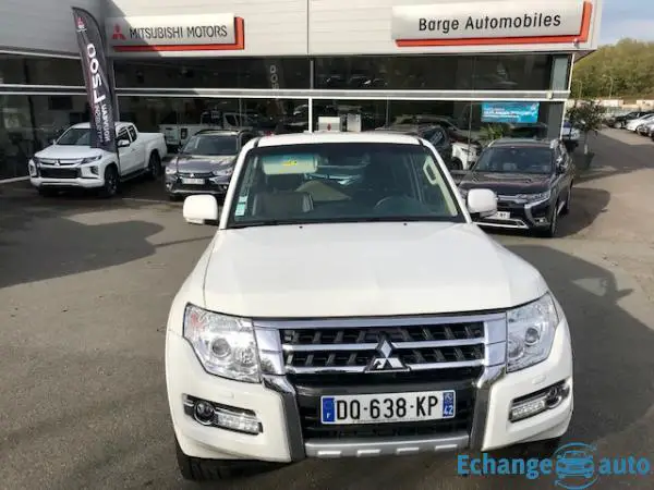 Mitsubishi Pajero III (2) 3.2 DI-D 200 INTENSE 3P EURO5