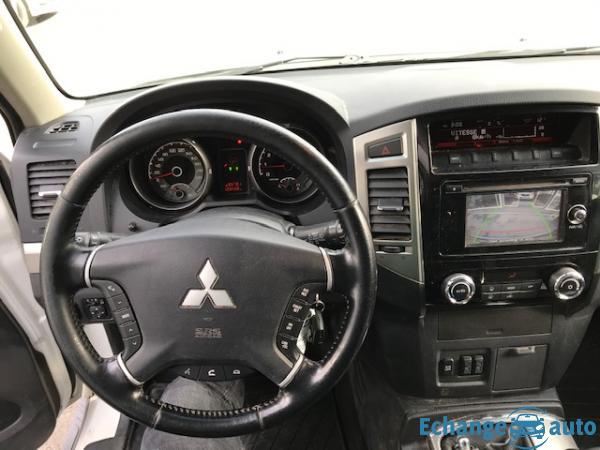 Mitsubishi Pajero III (2) 3.2 DI-D 200 INTENSE 3P EURO5